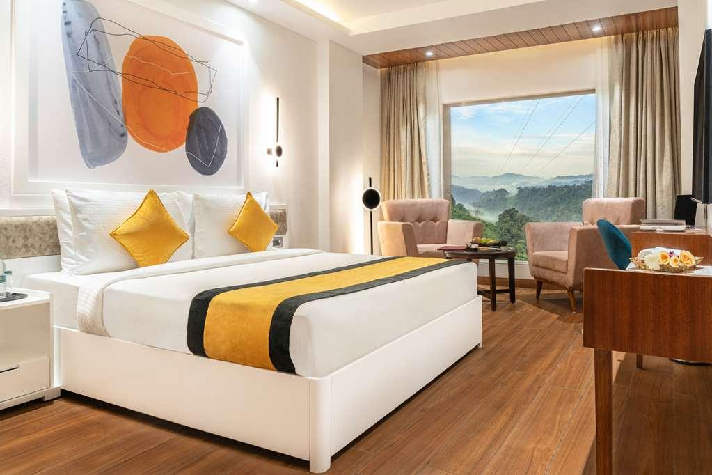 Clarion Hotel Epicure Дехрадун Номер фото